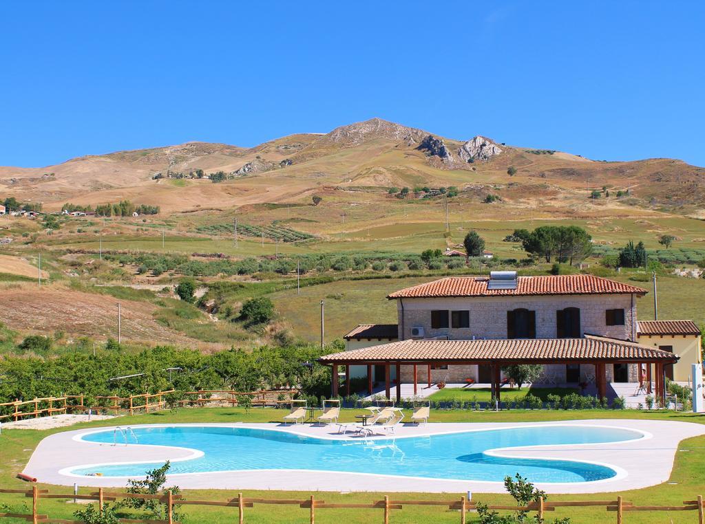 Tenuta Lanza Il Mulino Acquaviva Platani Exteriör bild