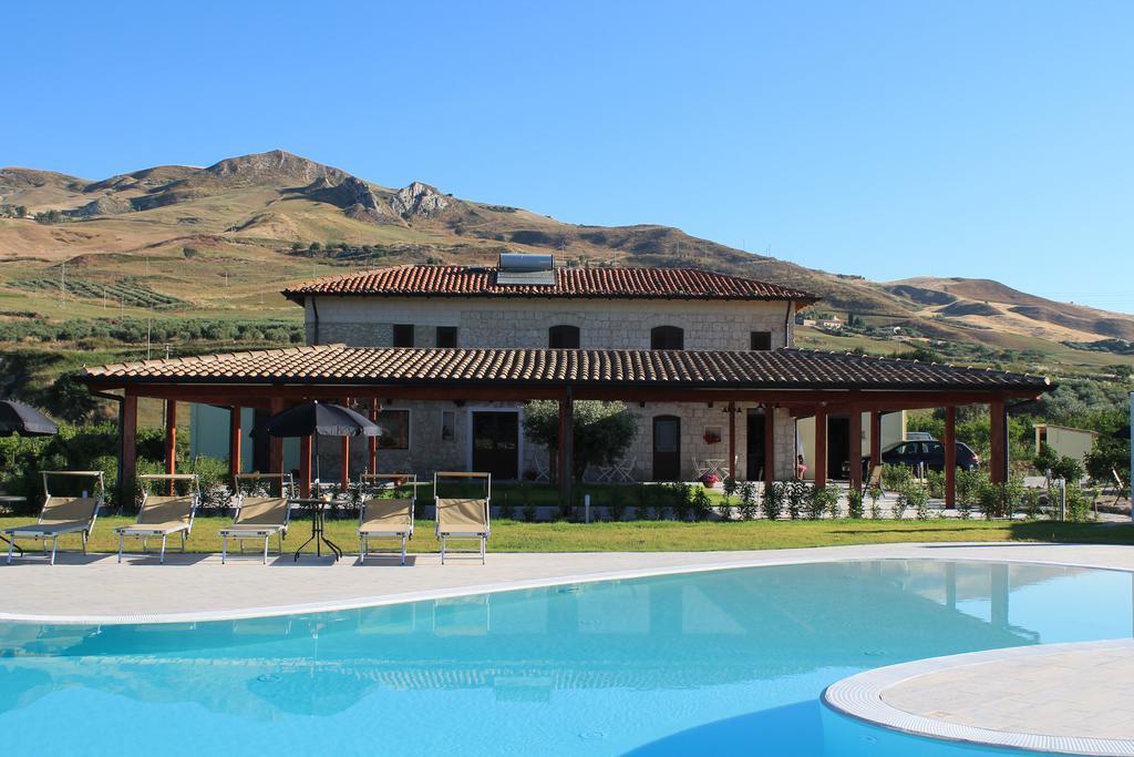 Tenuta Lanza Il Mulino Acquaviva Platani Exteriör bild