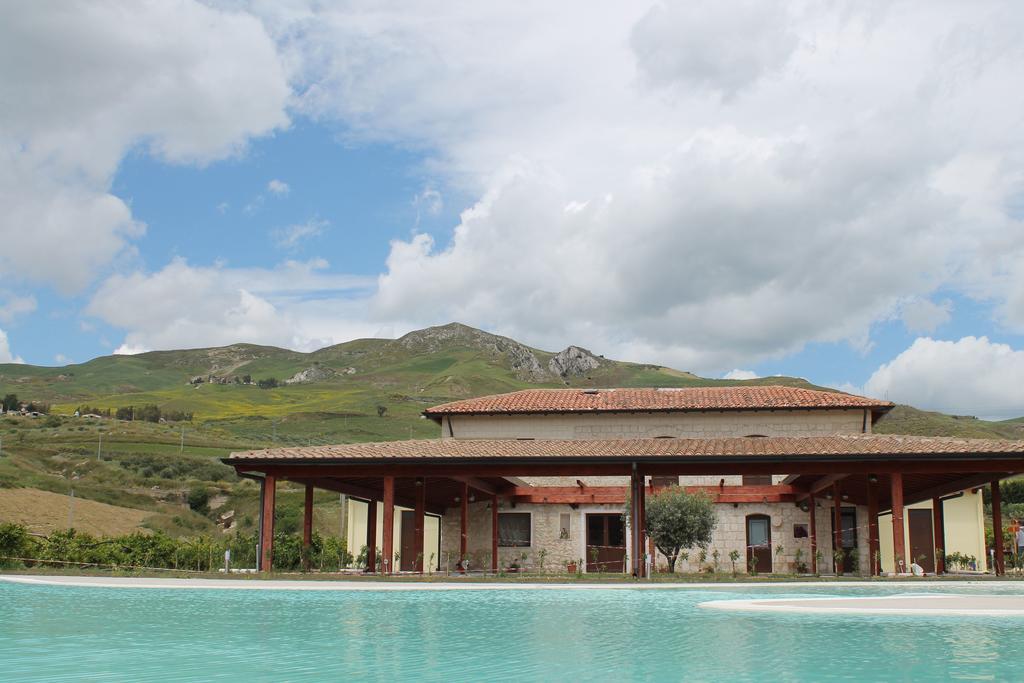 Tenuta Lanza Il Mulino Acquaviva Platani Exteriör bild