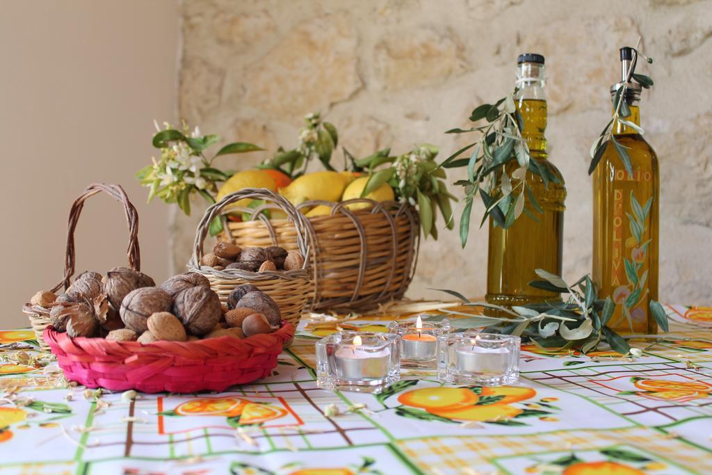 Tenuta Lanza Il Mulino Acquaviva Platani Exteriör bild