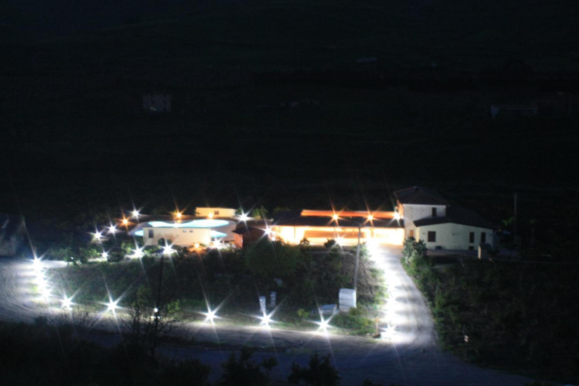 Tenuta Lanza Il Mulino Acquaviva Platani Exteriör bild