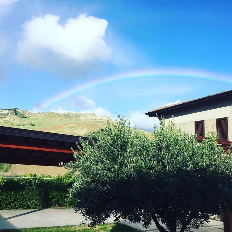Tenuta Lanza Il Mulino Acquaviva Platani Exteriör bild